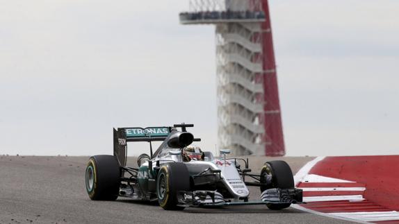 Hamilton pilota en Austin. 