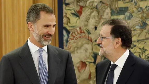 Felipe VI recibe a Mariano Rajoy. 