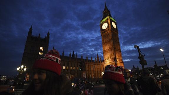 Vista del Big Ben en las Casas del Parlamento en Londres. 