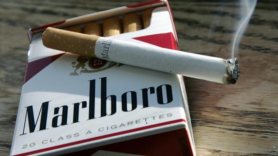 Una cajetilla de Marlboro.