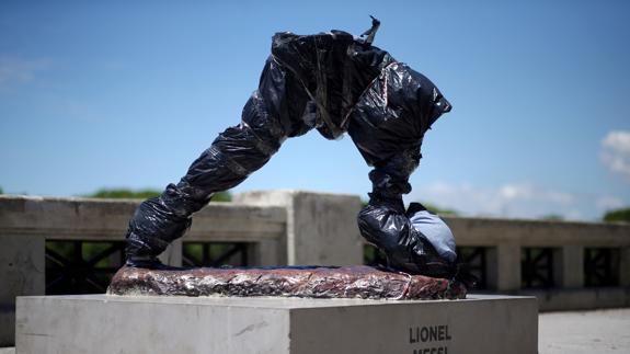 Así ha quedado la escultura de Messi. 