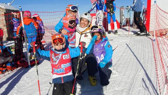 El Día Mundial de la Nieve es motivo de celebración para niños y mayores