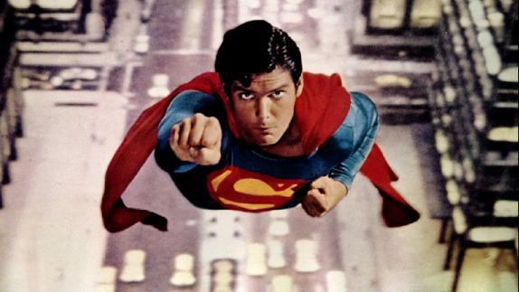 Christopher Reeve, en una escena de la película 'Superman'.