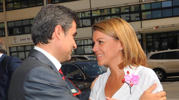 Rogelio Pardo, con Mª Dolores de Cospedal.