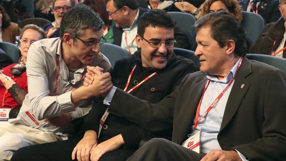 El presidente de la gestora del PSOE, Javier Fernández.