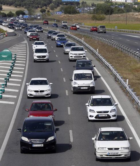 Tráfico a la altura del kilómetro 20 de la A-5. 