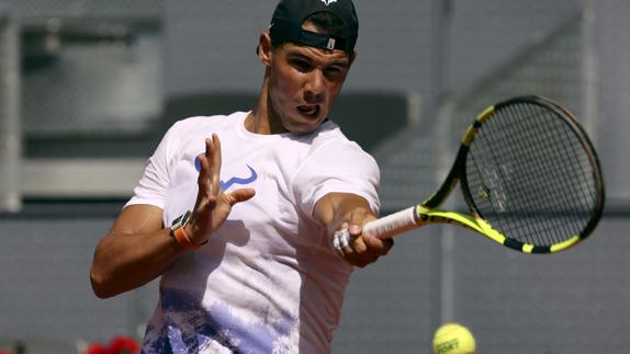 Rafa Nadal, entrenando en la Caja Mägica. 