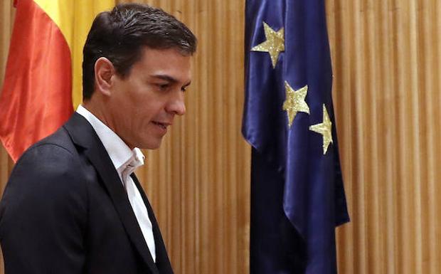 Sánchez, a su llegada a la primera reunión del grupo parlamentario socialista. 