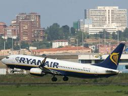 Bruselas y París 'aterrizarán' en Parayas