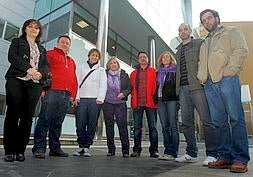 Las deportistas llevan su experiencia a los colegios para fomentar la igualdad
