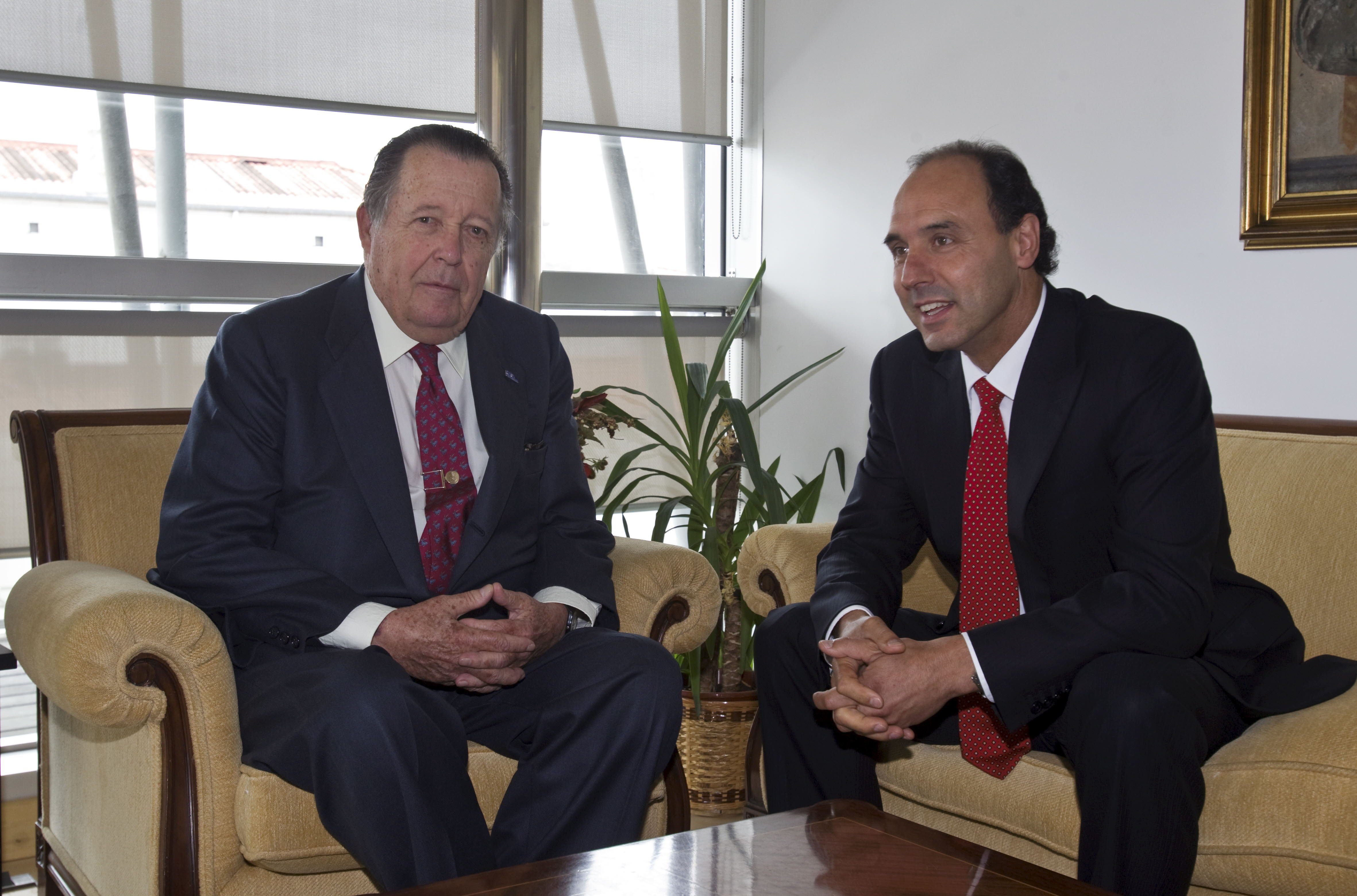 La Fundación de Colegios del Mundo Unido renuncia a su sede en Cantabria