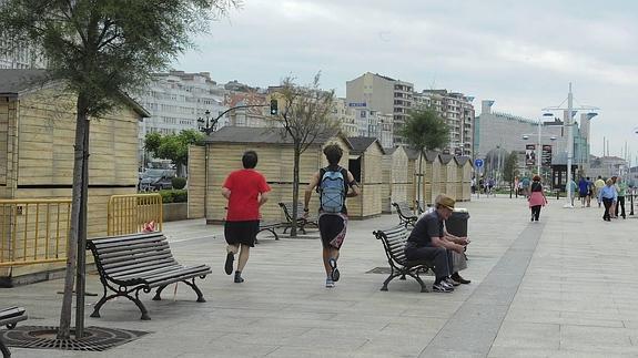 Casetas instaladas sobre el carril bici.