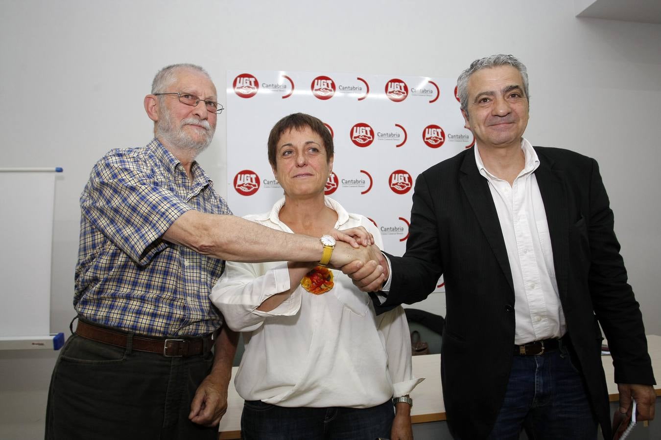 Los sindicatos UGT, C OO y SU, en una reunión mantenida este viernes.