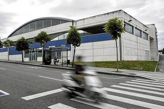 La bolera de Cueto puede albergar la próxima temporada a una de las peñas santanderinas. 