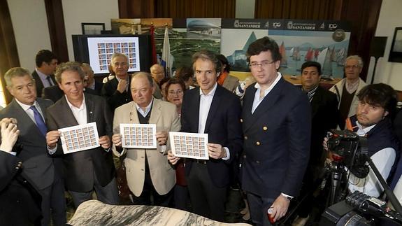 Presentación este lunes del sello en el Ayuntamiento de Santander.