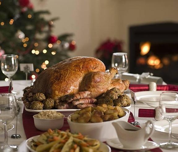 El pavo asado es el rey de las fiestas navideñas, tierno y de sabor suave.