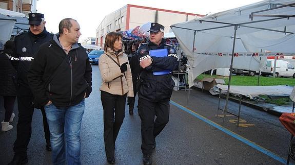 El mercadillo de Santoña, libre de morosos
