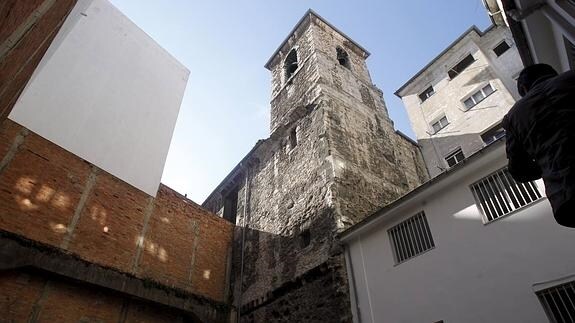 La torre que sobrevivió al fuego