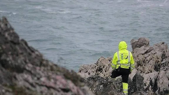 Suspenden la búsqueda del pescador desaparecido en Islares