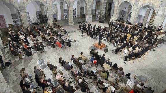 Tchaikovsky vuelve al Parlamento
