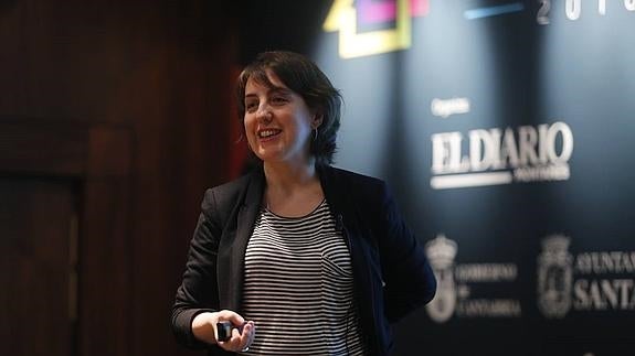 Tiscar Lara, durante su ponencia.