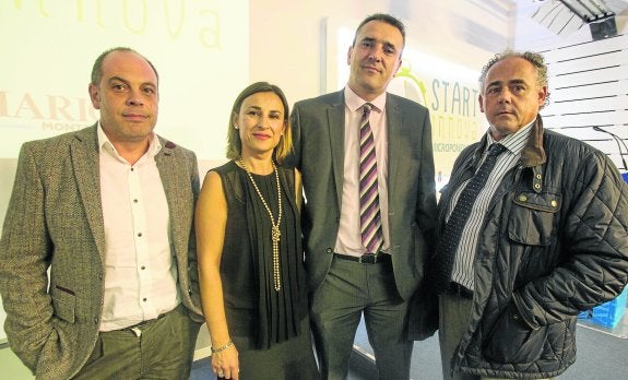 Representantes empresariales en una de las microponencias celebradas de STARTinnova10.