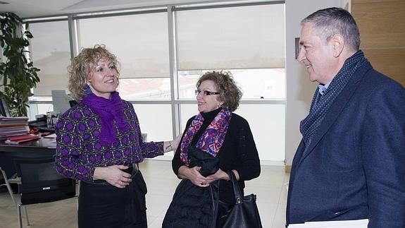 La Vicepresidenta ha recibido al alcalde de Suances, Andrés Ruiz Moya
