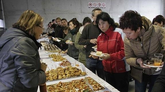 Laredo rinde homenaje al verdel