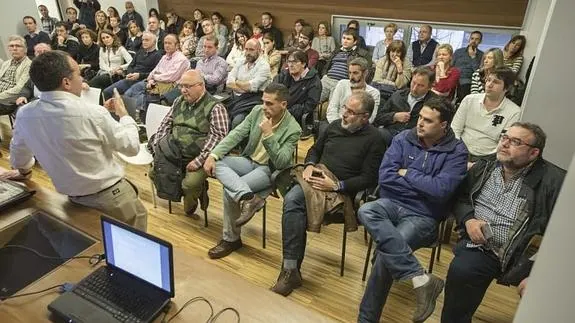 Los médicos en la asamblea del martes