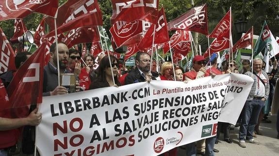 Imagen de una de las protestas protagonizadas por los trabajadores de Liberbank.