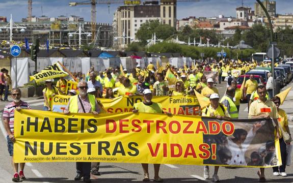 Los afectados por los derribos ya organizaron una marcha en 2015.