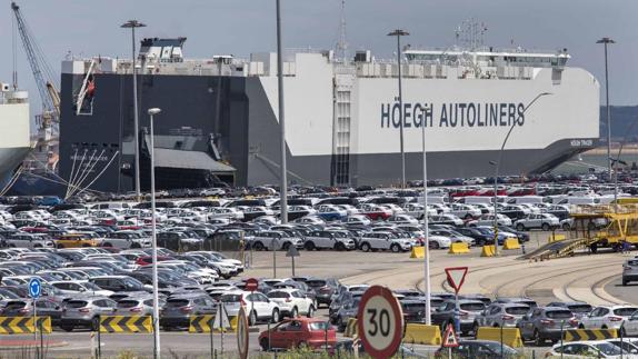 El puerto de Santander ha registrado el tercer descenso más acusado de todos los del país