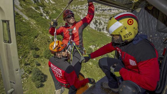 El entrenamiento forma parte del día a día del equipo de rescate. En lo que va de año se han realizado 32 instrucciones. 