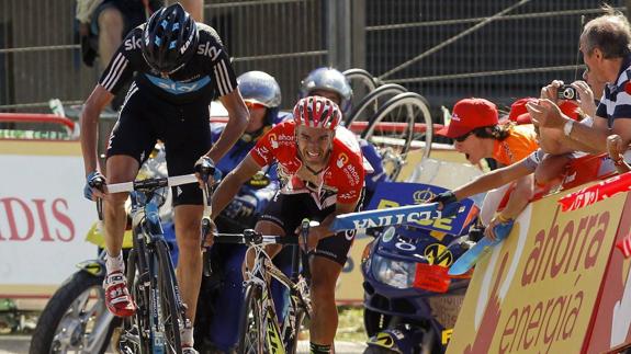 Froome y Cobo, durante su espectacular duelo en la Vuelta de 2011.