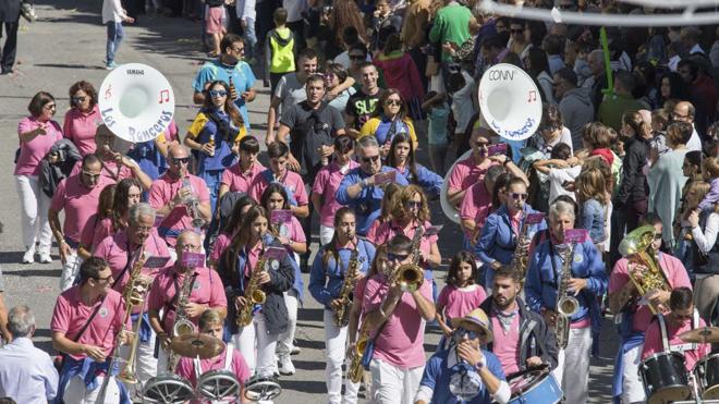 La charanga Los Ronceros durante el desfile del pasado año. 