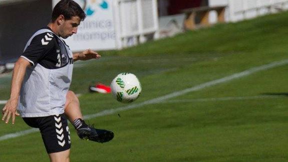 Julen, durante un entrenamiento en La Albericia.