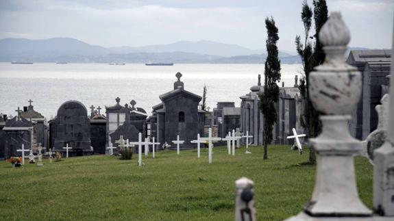 El cementerio de La Ballena, en Castro Urdiales