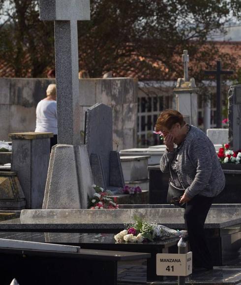 La emoción por los seres queridos no se ocultó ayer en un día señalado para el recuerdo en Ciriego. 