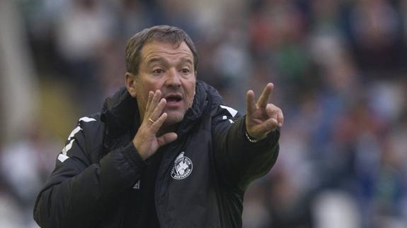 Ángel Viadero ya tiene su equipo inicial y sólo los contratiempos le hacen variar su esquema.