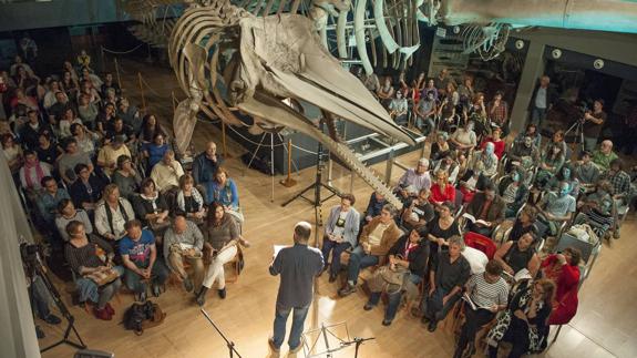 La ‘Surada’ poética ya desarrolló una de sus sesiones el año pasado en el Museo Marítimo.