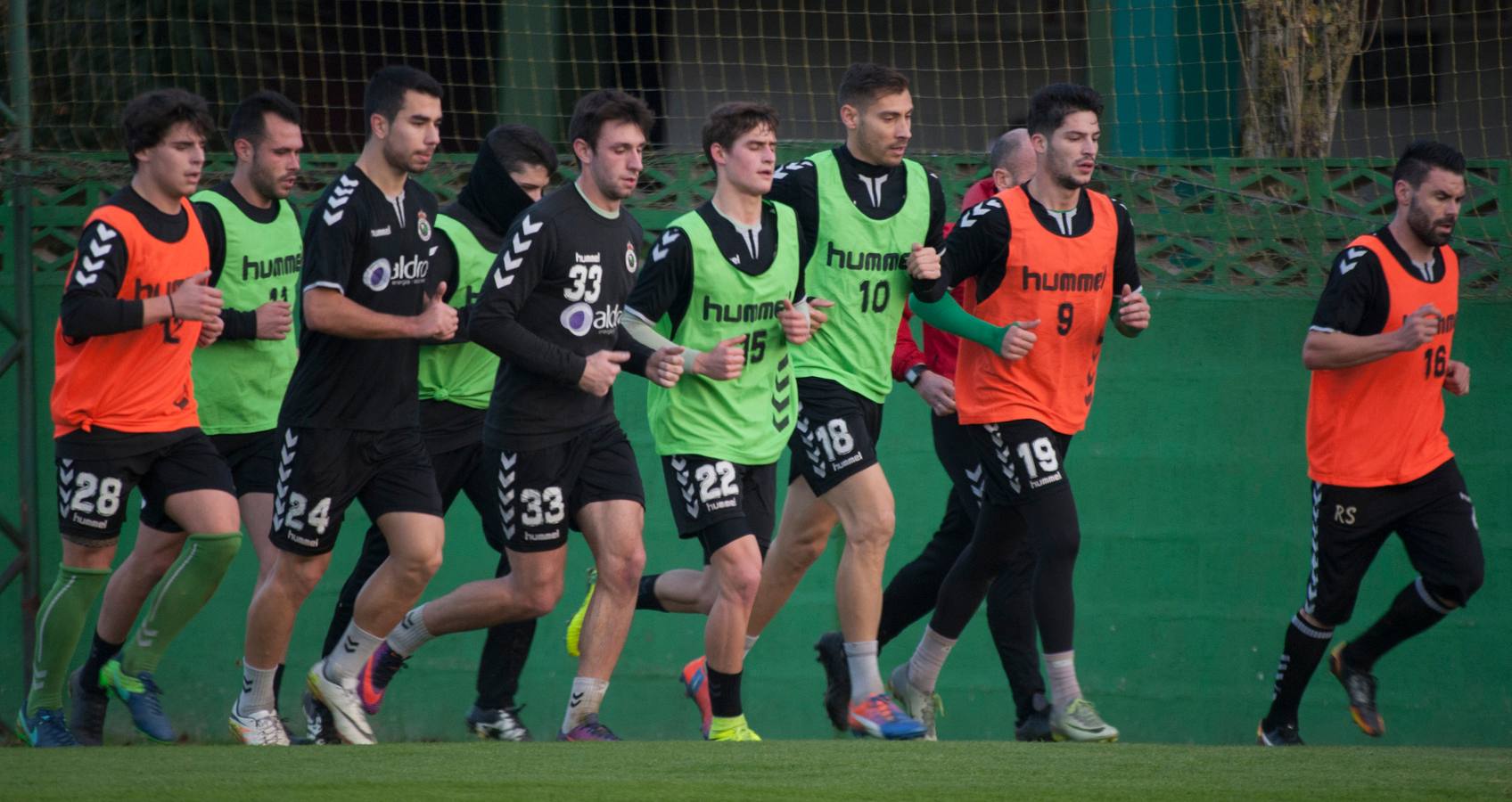 El primer entrenamiento serio de 2017 volvió a deparar un golpe de mala suerte con las lesiones de Samuel Llorca y Puerto.