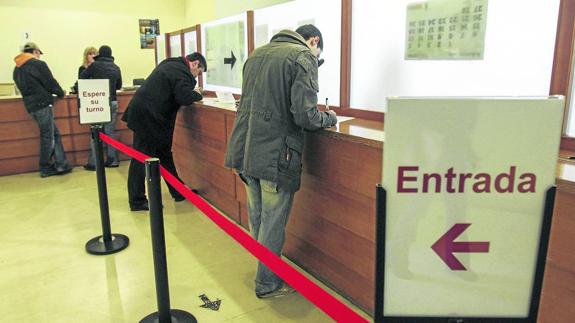 El registro cántabro de parejas de hecho se desploma a la mitad en 2016