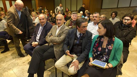 Javier Fernández, Santiago Recio, Ildefonso Calderón y Gema Igual durante la última Junta Directiva.