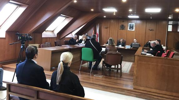 La fiscal sube la petición de cárcel para De las Cuevas porque tardó en arrepentirse
