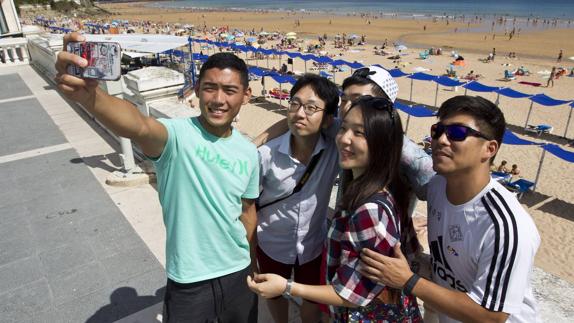 Disminuye el número de extranjeros empadronados en Cantabria