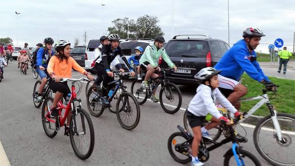 magen del Día de la Bicicleta en la anterior edición de ‘Marina de Cudeyo en bici’