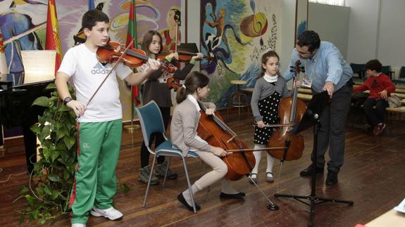 Actuación de alumnos del Conservatorio de Torrelavega