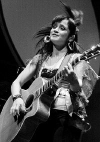Julieta Venegas, Orozco, Miguel Bosé, La Mala, Coti y La quinta estación, entre los conciertos estivales