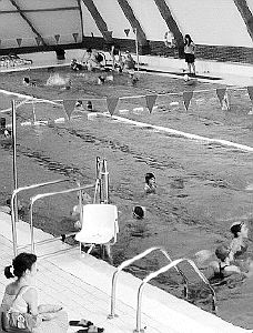 La piscina cubierta superó en octubre los 2.000 abonados