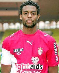 El Racing busca '9' en Francia